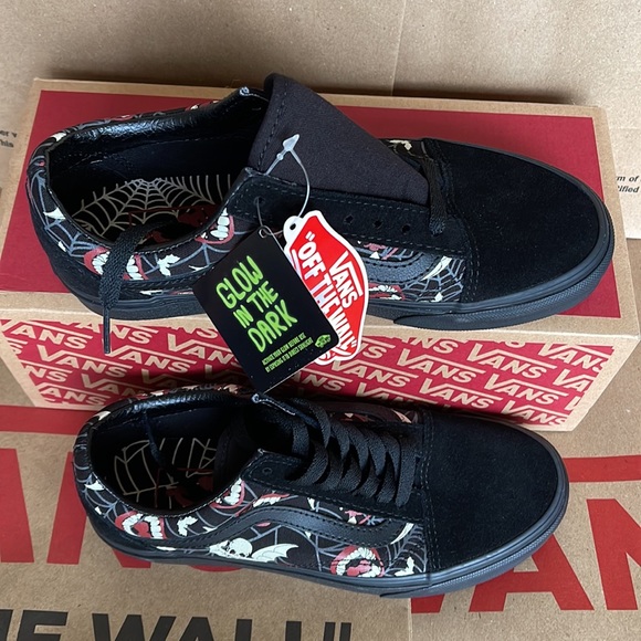 Vans Old Glow Frights Black/Black Men’s - Picture 4 of 16